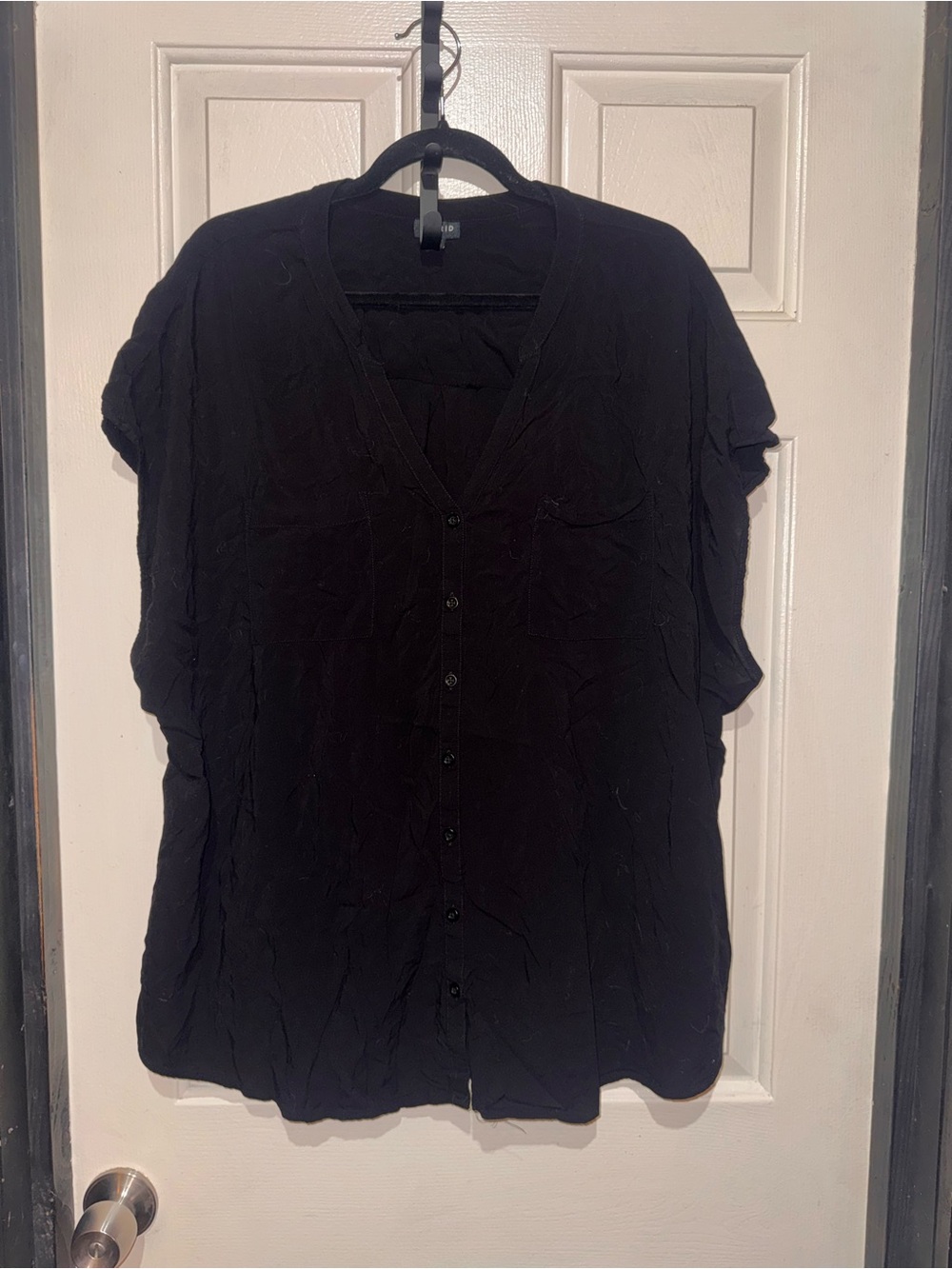 torrid Black Button-Front V-Neck Short Sleeve Top